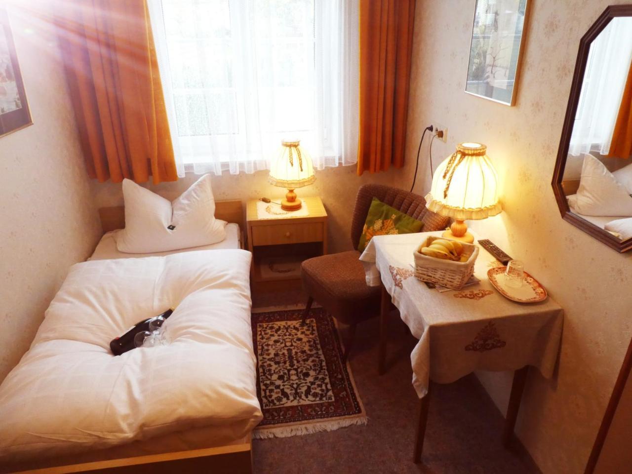 Seehaus Wellenhof Hotel Hagnau am Bodensee Buitenkant foto